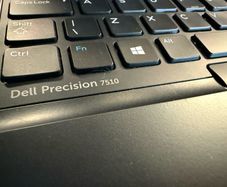 Dell Precision 7510-Touchsreen i7-6820HQ CPU 2.7GHz 32GB ram 512GB M.2 ssd