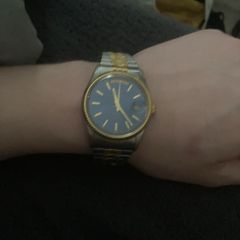men watch