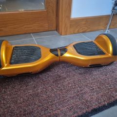 EYU Hoverboard with bag and charger