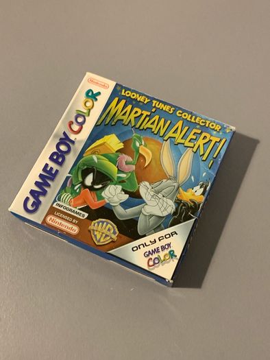 Looney Tunes Collector Martian Alert Boxed Nintendo Gameboy Color