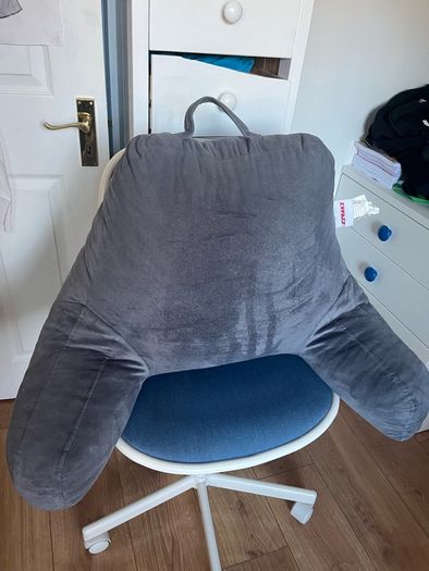 Reading Pillows