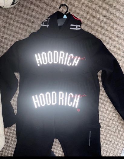 hoodrich set size small