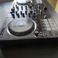 Hercules DJControl Inpulse 500 2-Deck USB DJ Controller for Serato DJ and DJUCED