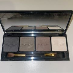 No7 eyeshadow palette
