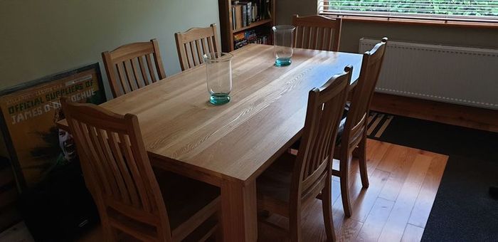 Solid Oak Dining Room Table & Chairs