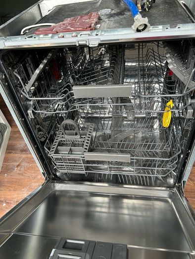 Integrated Dishwasher