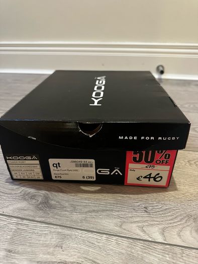 brand new Rugby boots size 6