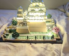 Lego Himeji Castle (21060) and advanced lighting kit