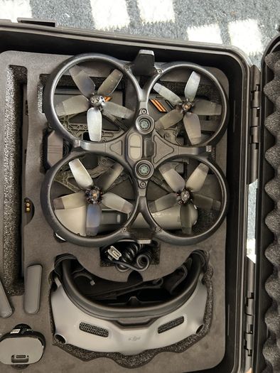 DJI Avata Fly More Combo + Goggles & Controller