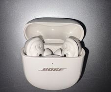 Bose Quiet Comfort Ultra earbuds