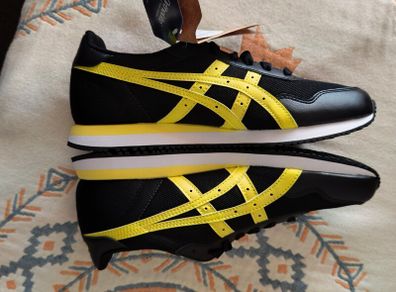 ASICS Tiger Runner Black Sour Yuzu