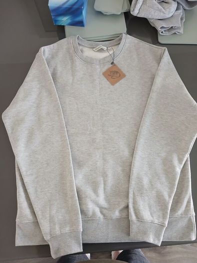 Kangaroopoo sweatshirt (new) XL