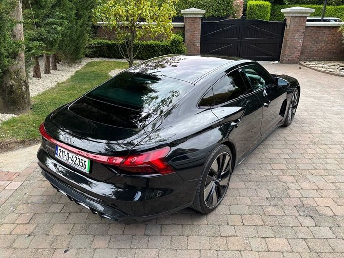 Audi E-tron Gt Carbon Vorsprung ( Highest Spec )