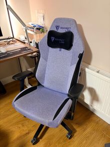 Secret lab Titan Evo Purple Gaming Chair