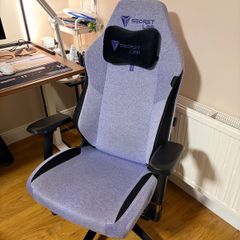 Secret lab Titan Evo Purple Gaming Chair