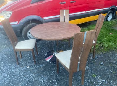 table and 4 chairs