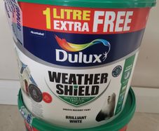 Dulux Weathershield Smooth Masonry Paint - Brilliant White (11L Tubs)