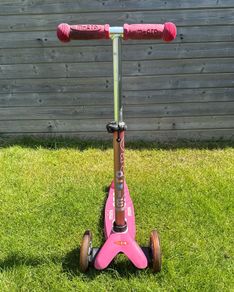 Pink Micro mini scooter