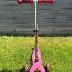 Pink Micro mini scooter