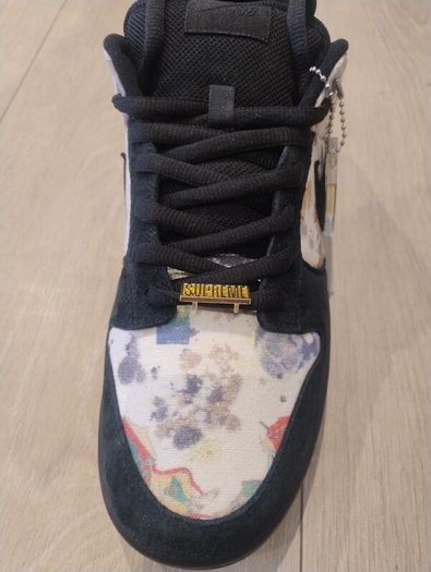 Nike supreme