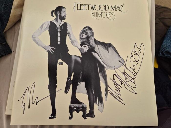 Fleetwood Mac Rumours BoxSet signed by Mick Fleetwood and Lindsey Buckingham