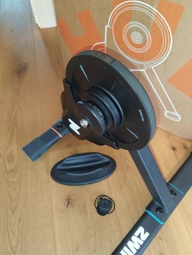 Zwift hub one turbo trainer