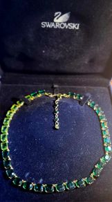 swarovski emerald green necklace
