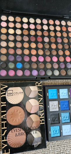 Eyeshadow's