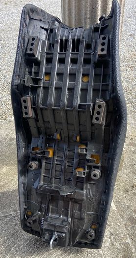 Vfr1200x Seat