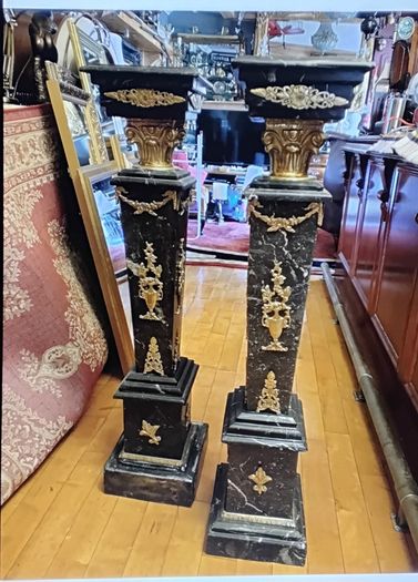 Antique pillers