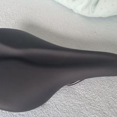 universal bike saddle