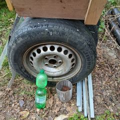 VW Transporter steel wheels and centre hubs. Tyres worn out.