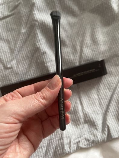 Laura Mercier All over eye colour brush