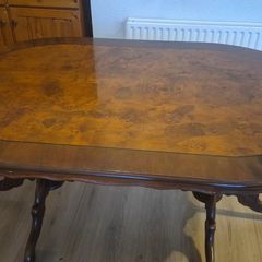 Victorian Style Dinner Table
