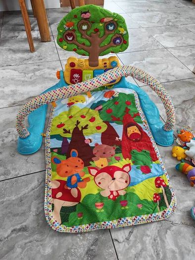 Play mat - interactive - tummy time mat