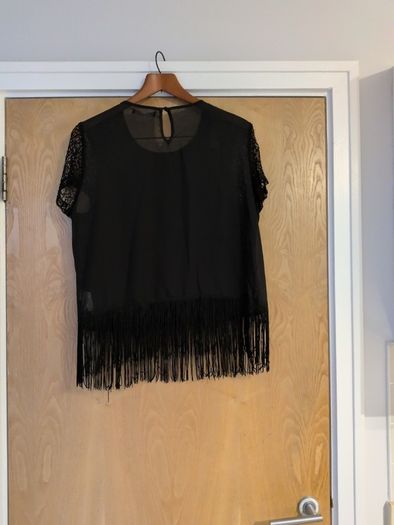 Small Bundle Blouses X 4 & 2 Dresses. S. 18.  Available for 2 weeks..