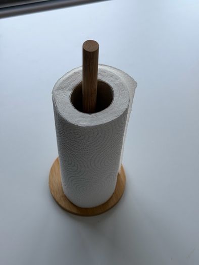 Paper towel holder