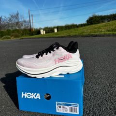Hoka Clifton 10