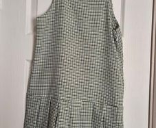 Brand new dress size 12-13Y/158 cm