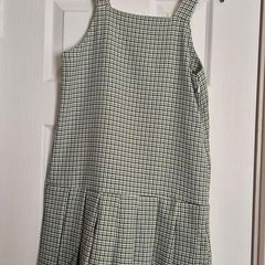 Brand new dress size 12-13Y/158 cm