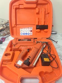 Power tool