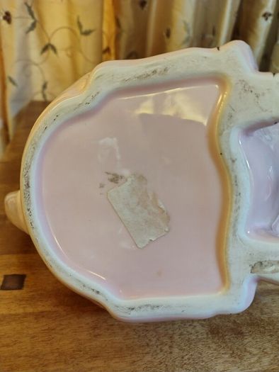 Ceramic Pig Container. Pale pink.