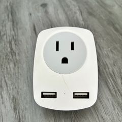 Adapter - US to UK with 2 USB