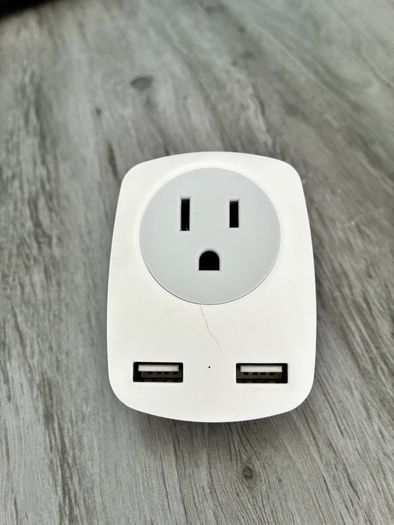 Adapter - US to UK with 2 USB