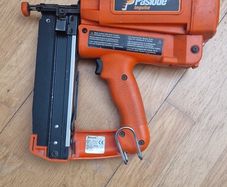 paslode im250 nail gun