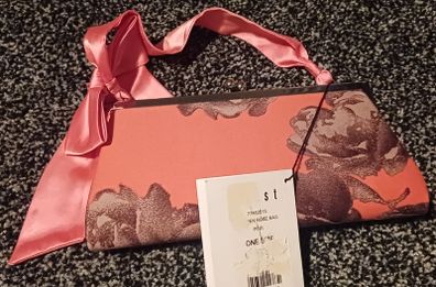 Occasion Rose Handbag