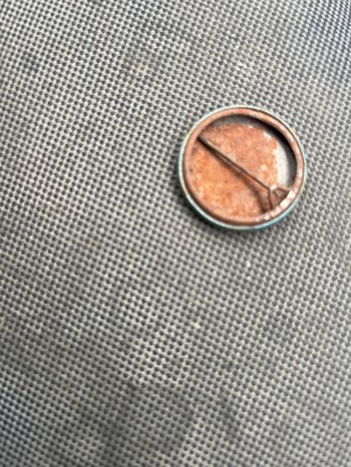 Rare Wills woodbines  clip on badge