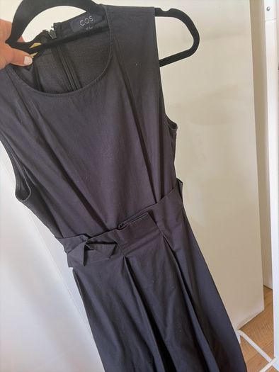 black cos dress