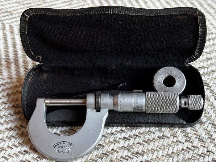 Moore & Wright 1" Micrometre