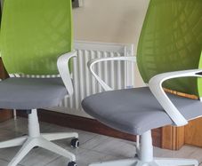 6 x  desighner office task chairs